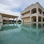 White Stone * Fasano