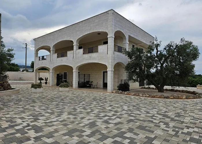 בית נופש White Stone